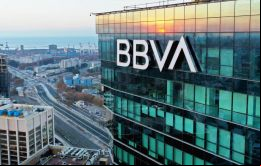 Sucesivas dificultades económicas han afectado las ganacias del sector, por lo que BBVA habría perdido interés en Argentina