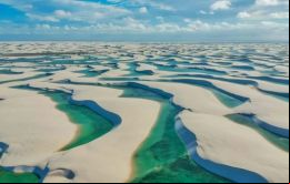 El Parque de Lençóis Maranhenses está situado a unos 250 kilómetros de São Luís, capital del Estado de Maranhão