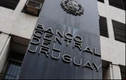 El objetivo del Banco Central es controlar la inflación, afirmó Inthamoussu