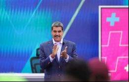 La medida de Maduro se produjo el mismo día en que se giró orden de aprehensión contra González Urrutia
