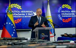 El ministro del Interior Diosdado Cabello afirmó que los sospechosos pertenecían a una misión organizada por la CIA para derrocar al Gobierno bolivariano
