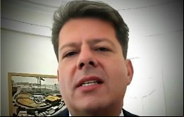 Como socialista, Picardo se mostró “deprimido por el hecho de que la política se utilice para perjudicar los intereses de los trabajadores y no para ayudarles”.
