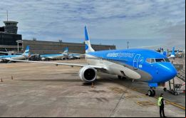 La istración libertaria no dudaría en desguazar la aerolínea de bandera si se sigue sometiendo a los pasajeros a penurias recurrentes