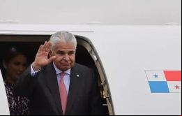 Mulino firmó el acuerdo en nombre de Panamá
