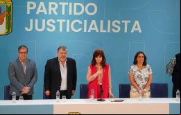Argentina nunca debe firmar un TLC con EE.UU., insistió CFK