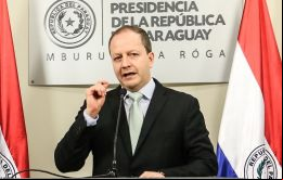Fernández Valdovinos también fue elogiado por su labor como Presidente del Banco Central de Paraguay bajo el mandato del ex Presidente Horacio Cartes