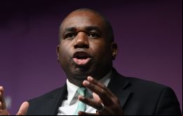 El régimen de Maduro no representa la voluntad del pueblo venezolano, explicó Lammy