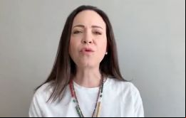 Maduro violó la Constitución flanqueado por los dictadores de Cuba y Nicaragua, subrayó Machado en un vídeo difundido en redes sociales