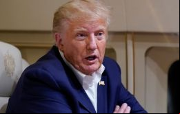 El decreto de Trump que priva a hijos de inmigrantes ilegales de la ciudadanía estadounidense es flagrantemente inconstitucional, dijo el juez John Coughenour 