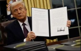 Trump declaró una guerra comercial entre Estados Unidos, por un lado, y China, México y Canadá, por el otro. La UE parece ser el siguiente rival