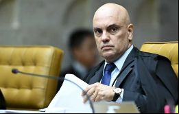 “Los rasgos físicos externos son un factor, pero no el único determinante del género”, afirmó De Moraes