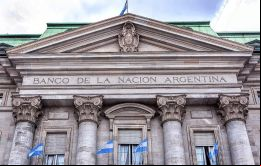 Según el juez, Milei se excedió en sus atribuciones al decidir sobre el destino del BNA cuando el asunto ya había sido debatido en el Congreso