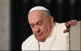 El Santo Padre fue rápidamente broncoaspirado e iniciado la ventilación mecánica no invasiva, indicaron fuentes vaticanas