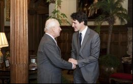 Trudeau itió que se analizarían asuntos de importancia para Canadá y para los canadienses, pero no se divulgó ninguna otra información oficial