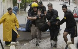 El sábado podrían encontrarse más muertos cuando bajen los niveles de agua