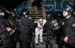 EE. UU. pagará a El Salvador una pequeña tarifa por alojar a estos convictos en el Cecot (Foto EFE)