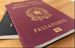 Según Tajani, el número de italianos en el extranjero aumentó un 40 % en la última década, pasando de 4,6 millones a 6,4 millones, con un crecimiento significativo en Sudamérica