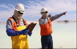 La participación de grupos indígenas en la minería a nivel gerencial es poco común en Latinoamérica