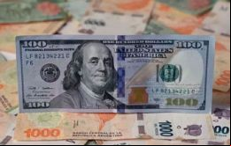 Se prevé que la nueva cotización flotante entre el peso argentino y el dólar estadounidense tenga repercusiones positivas en ambos países vecinos