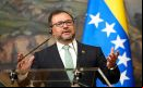 Yvan Gil  atribuyó los presuntos incidentes a propaganda barata diseñada en los laboratorios del Comando Sur de EE. UU.
