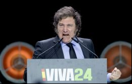 Egío insistió en que Milei debe ser detenido en cuanto llegue al aeropuerto y hasta que devuelva todo lo que ha robado