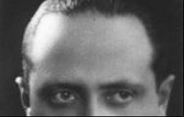 Gerardo Hernán Matos Rodríguez apodado el Becho. Pianista, compositor y periodista