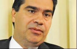 El nuevo jefe de gabinete se reunió por separado con sindicalistas y empresarios  