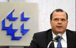 Tombini, presidente del banco que marca seis subidas consecutivas de la tasa de interés