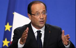 ”La defensa cibernética es mucho más necesaria después de la revelación de ciertas informaciones”, indicó Hollande