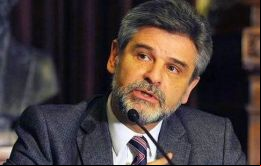 Filmus, reafirmamos la necesidad de abrir un espacio de discusión directa.