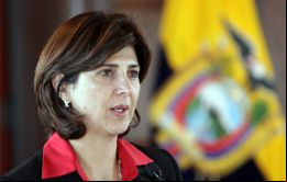 Canciller Holguín: ”Lo que pasa en Uruguay es que la gente está cambiando, los países están cambiando y la política antidrogas tiene que cambiar