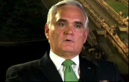 Quijano de A dijo al Parlamento que no tendrá ningún reparo en asumir lo que queda del proyecto con algún otro contratista