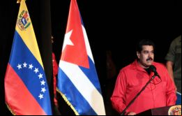 Empero también se hizo de tiempo para ir al festejo de los 55 años de la revolución cubana  