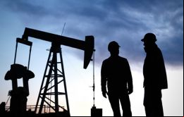En la actualidad YPF dispone de 65 equipos de perforación de nuevos pozos y 92 de reparación de pozos