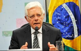 El secretario de Aviación Civil, Wellington Moreira Franco itió que se estudian cambios .