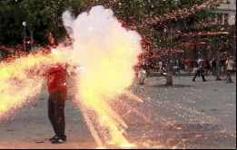 El incidente con explosivo que dejó al camarógrafo con muerte cerebral