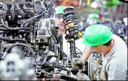 Menor producción industrial y retracción del consumo en los dos últimos trimestres del 2013