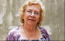 El grupo está encabezado por Delmira de Cao, presidenta de la Comisión de Familiares de Caídos en Malvinas e Islas del Atlántico Sur. 