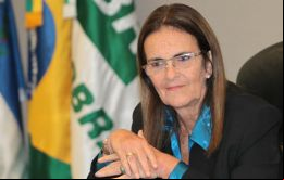 La presidenta Foster dijo sentirse indignada pues sólo se enteró del problema cuando se ventiló por la prensa 
