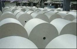 Se trata de 52 toneladas de papel para tres diarios 