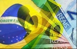 Según las proyecciones de Economía, Brasil este año crecería 2.5% y 3% en 2015; para los privados sería 1.65% y 2% 