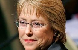 La presidenta chilena armó una coalición amplia, incluyendo a líderes estudiantiles, con la promesa de una educación libre y gratis 