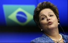 Días complicados para la presidenta que el martes pudo apreciar en vivo las protestas en Brasilia 