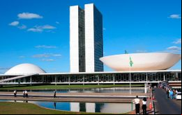 El plan fue aprobado por el Congreso con cuatro años de atraso