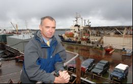 El Director de Pesca Barton reveló que unos 500 poteros estuvieron en Berkeley Sound esta temporada