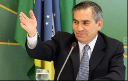 “Nuestro sueño era entregar todas esas obras, pero eso no fue posible por muchas razones”, afirmó Carvalho