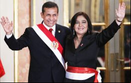 Ana Jara junto al presidente Humala