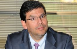 Chile ”recuperará su nivel potencial en 2016, por relajamiento de la política monetaria, depreciación del peso y recuperación de la economía mundial”