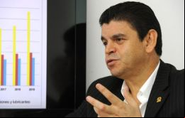 Según Ronald Jiménez “no existe una garantía que los precios a los consumidores costarricenses bajarán si se decide ingresar a Petrocaribe”