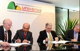 El acuerdo fue firmado por los rectores Alberto Edgardo Barbieri (UBA) José Narro (UNAM) y Marco Antonio Zago (USP)